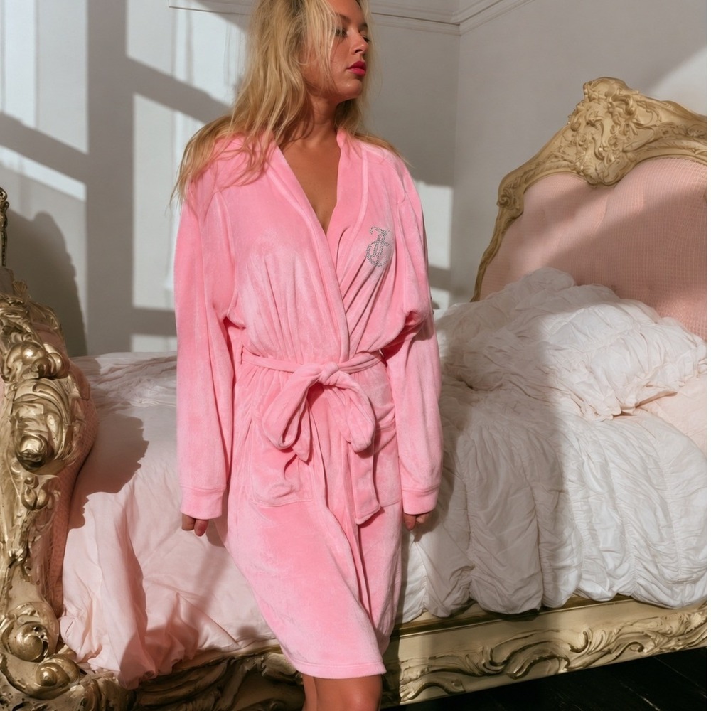 Juicy Couture Bath Robe Pink Velour Juicy Rhinestone Logo Robe L/XL Barbiecore